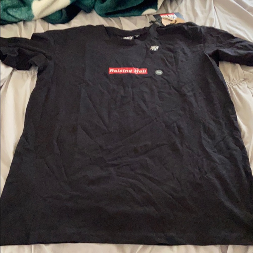 Run DMC “Raising Hell” Box Logo T-Shirt NWT Small